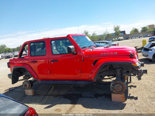 1C4HJXEN8MW864844 Jeep Wrangler Unlimited Sahara