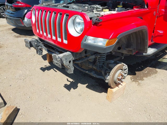 1C4HJXEN8MW864844 Jeep Wrangler Unlimited Sahara