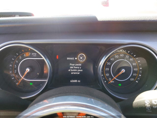 1C4HJXEN8MW864844 Jeep Wrangler Unlimited Sahara