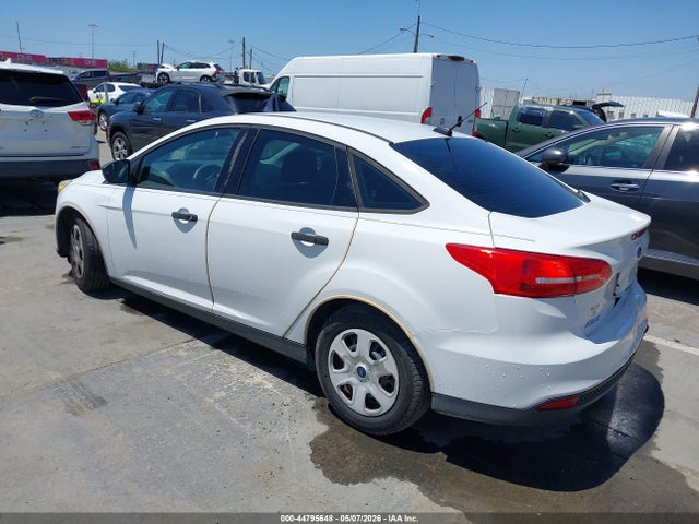 1FADP3E25FL322140 Ford FOCUS S