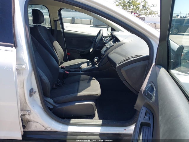 1FADP3E25FL322140 Ford FOCUS S