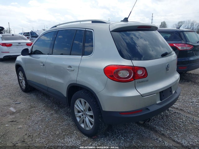 Auction sale of the 2010 Volkswagen Tiguan Se, vin: WVGBV7AX0AW504279, lot number: 44795655