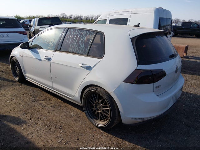2015 VOLKSWAGEN GOLF GTI 3VW5T7AU3FM001279 Photo 2