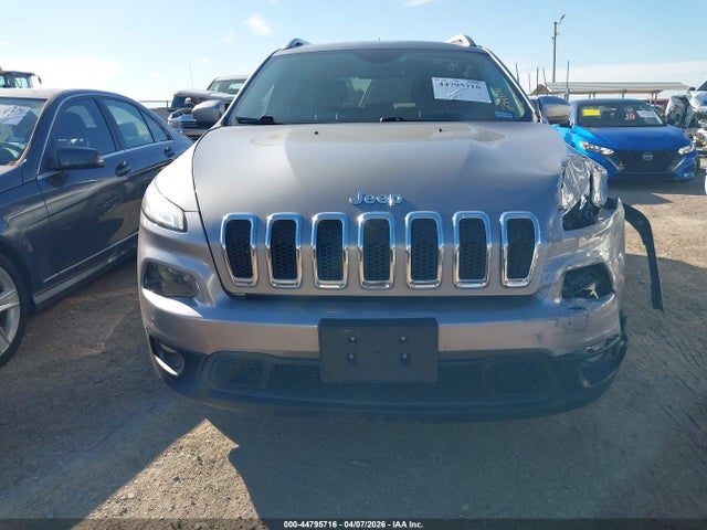 Продаж на аукціоні авто 2015 Jeep Cherokee Latitude, vin: 1C4PJLCS1FW642503, номер лоту: 44795716