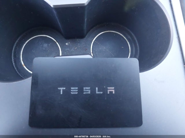 44795736 :رقم المزاد ، 5YJ3E1EBXNF263796 vin ، 2022 Tesla Model 3 Long Range Dual Motor All-wheel Drive مزاد بيع