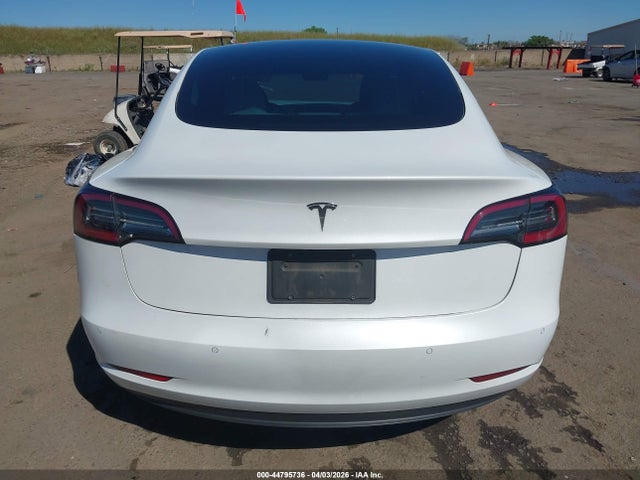 44795736 :رقم المزاد ، 5YJ3E1EBXNF263796 vin ، 2022 Tesla Model 3 Long Range Dual Motor All-wheel Drive مزاد بيع