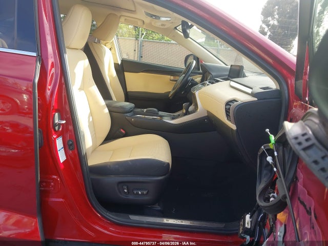 JTJGJRDZ0M5014270 Lexus NX 300H