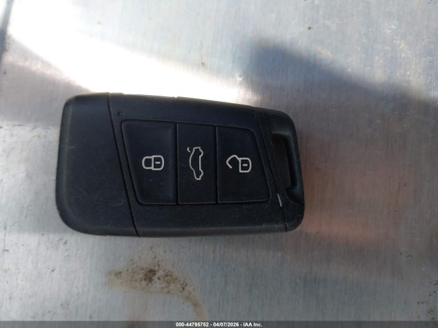 Продаж на аукціоні авто 2019 Volkswagen Jetta Gli 2.0t 35th Anniversary Edition/2.0t Autobahn/2.0t S, vin: 3VW6T7BU0KM254217, номер лоту: 44795752