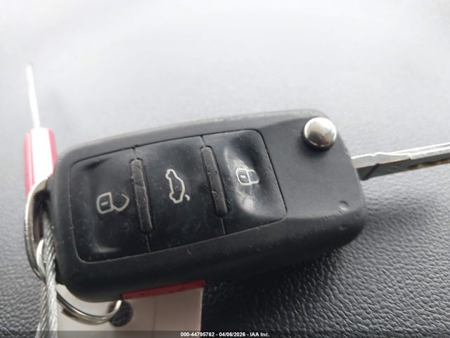 Продажа на аукционе авто 2019 Volkswagen Beetle 2.0t Final Edition Se/2.0t Final Edition Sel/2.0t S, vin: 3VWFD7AT5KM711061, номер лота: 44795762