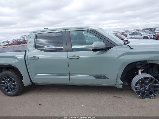 Продажа на аукционе авто 2025 Toyota Tundra Platinum, vin: 5TFNA5DB0SX303379, номер лота: 44795774