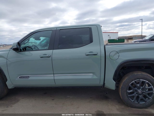 Продажа на аукционе авто 2025 Toyota Tundra Platinum, vin: 5TFNA5DB0SX303379, номер лота: 44795774