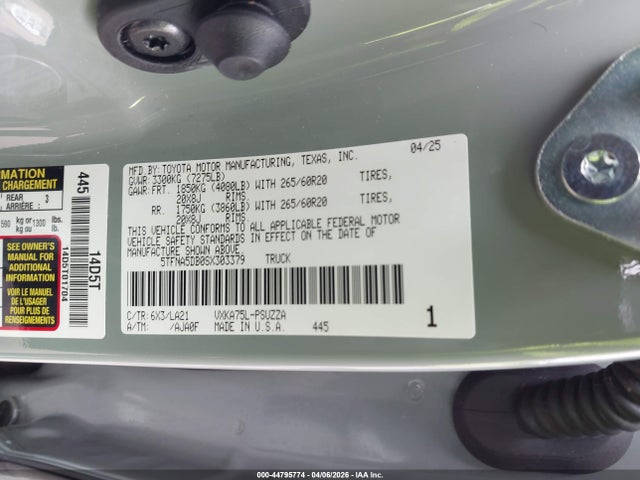 Продажа на аукционе авто 2025 Toyota Tundra Platinum, vin: 5TFNA5DB0SX303379, номер лота: 44795774