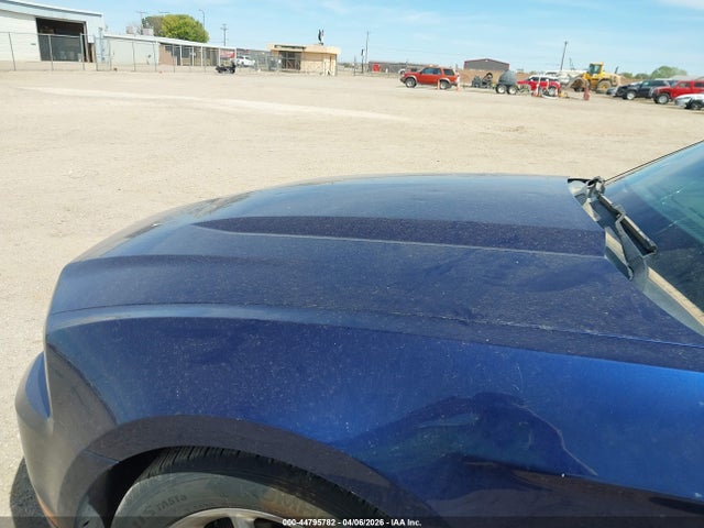 2010 Ford Mustang V6/v6 Premium მანქანა იყიდება აუქციონზე, vin: 1ZVBP8AN5A5165881, აუქციონის ნომერი: 44795782