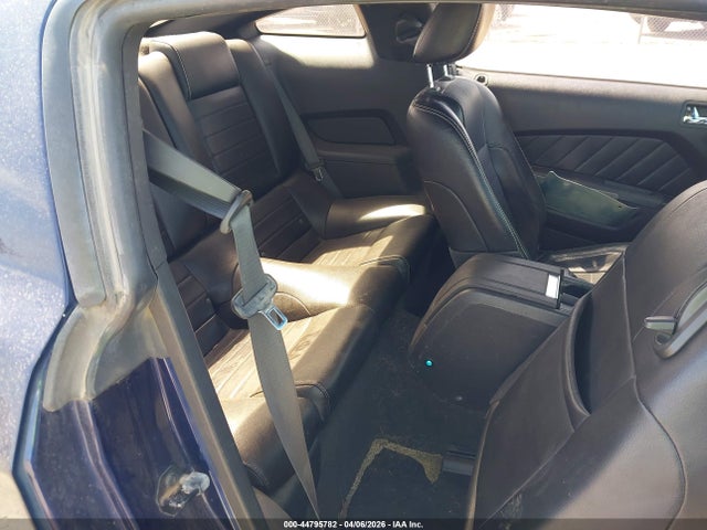2010 Ford Mustang V6/v6 Premium მანქანა იყიდება აუქციონზე, vin: 1ZVBP8AN5A5165881, აუქციონის ნომერი: 44795782