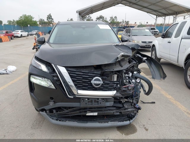 5N1BT3BA9NC695149 Nissan Rogue Sv Fwd