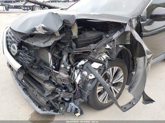 5N1BT3BA9NC695149 Nissan Rogue Sv Fwd
