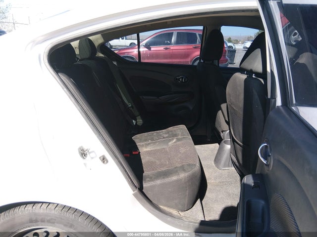 3N1CN7AP9JL883476 Nissan Versa 1.6 Sv