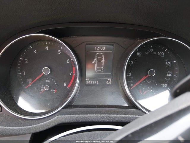 1VWDT7A36HC040049 Volkswagen Passat 1.8t R-line