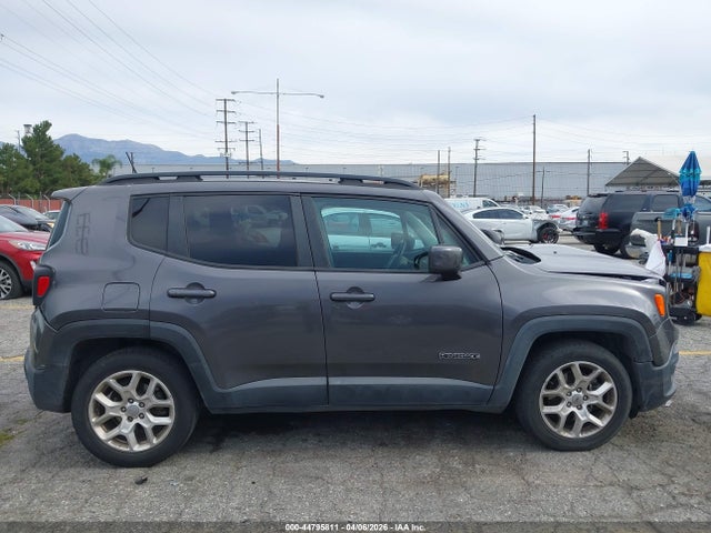 ZACCJABB1JPG92229 Jeep Renegade Latitude Fwd