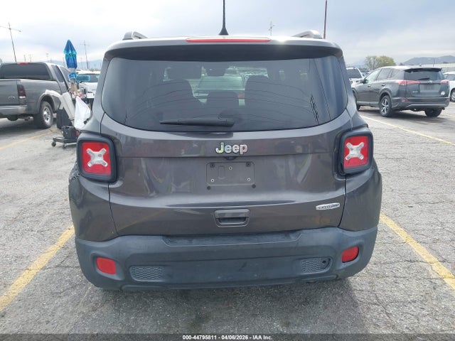 ZACCJABB1JPG92229 Jeep Renegade Latitude Fwd