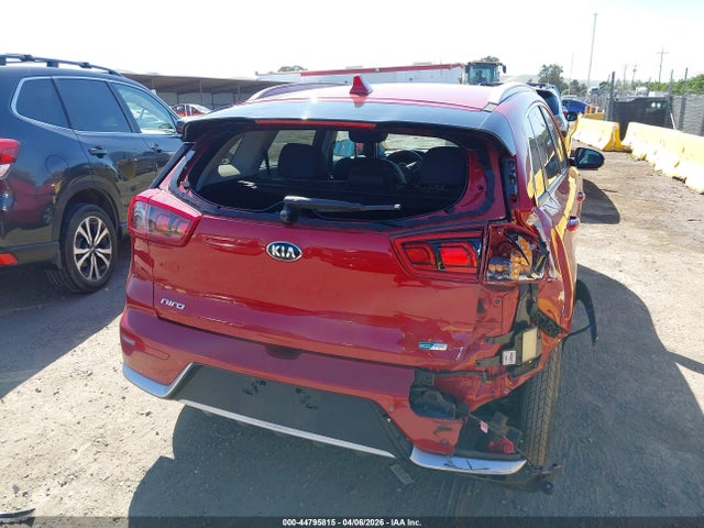 KNDCE3LC9J5174286 KIA NIRO EX