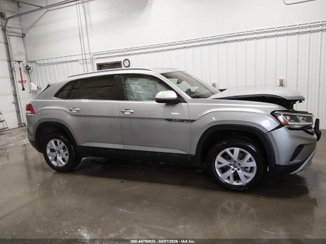 2021 Volkswagen Atlas Cross Sport 2.0t S მანქანა იყიდება აუქციონზე, vin: 1V2GC2CA7MC222771, აუქციონის ნომერი: 44795825