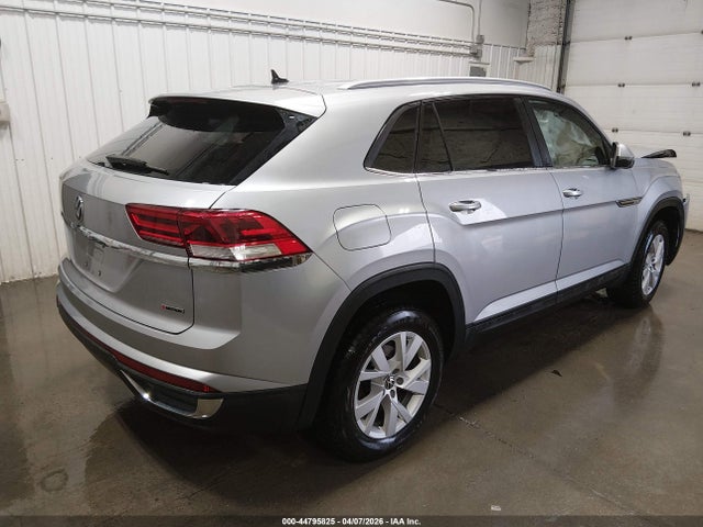 2021 Volkswagen Atlas Cross Sport 2.0t S მანქანა იყიდება აუქციონზე, vin: 1V2GC2CA7MC222771, აუქციონის ნომერი: 44795825