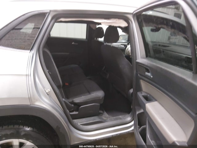 2021 Volkswagen Atlas Cross Sport 2.0t S მანქანა იყიდება აუქციონზე, vin: 1V2GC2CA7MC222771, აუქციონის ნომერი: 44795825