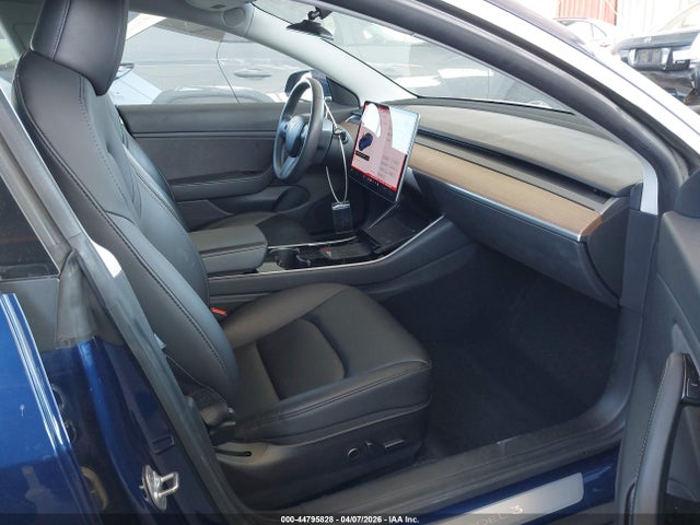 2019 TESLA MODEL 3 5YJ3E1EA0KF309087 Photo 4