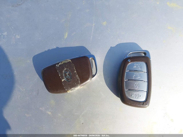 44795838 :رقم المزاد ، KMHD84LF9LU995856 vin ، 2020 Hyundai Elantra Value Edition مزاد بيع