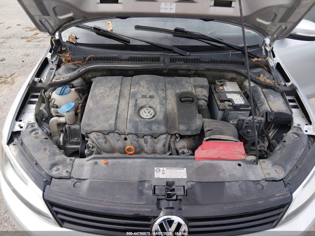 2011 Volkswagen Jetta 2.5l Se მანქანა იყიდება აუქციონზე, vin: 3VWDX7AJ2BM388360, აუქციონის ნომერი: 44795875