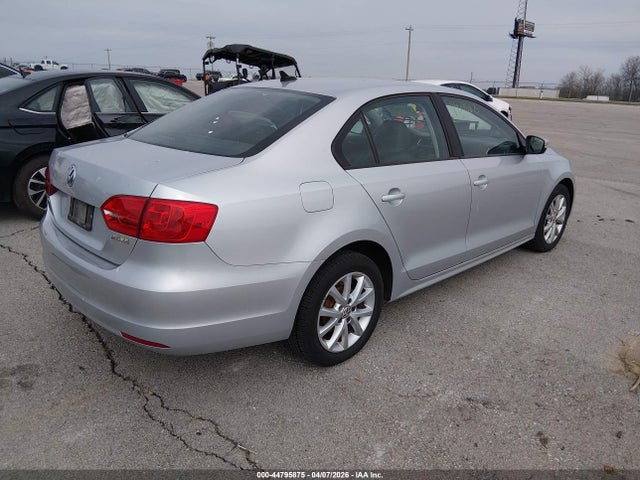 2011 Volkswagen Jetta 2.5l Se მანქანა იყიდება აუქციონზე, vin: 3VWDX7AJ2BM388360, აუქციონის ნომერი: 44795875