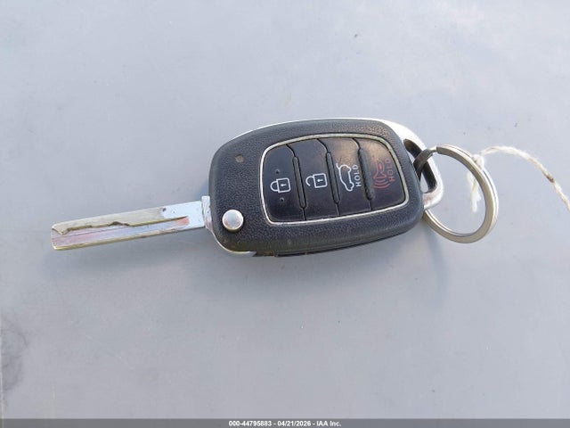 Aukcja sprzedaży 2017 Hyundai Santa Fe Se, vin: KM8SMDHF3HU184427, numer aukcji: 44795883