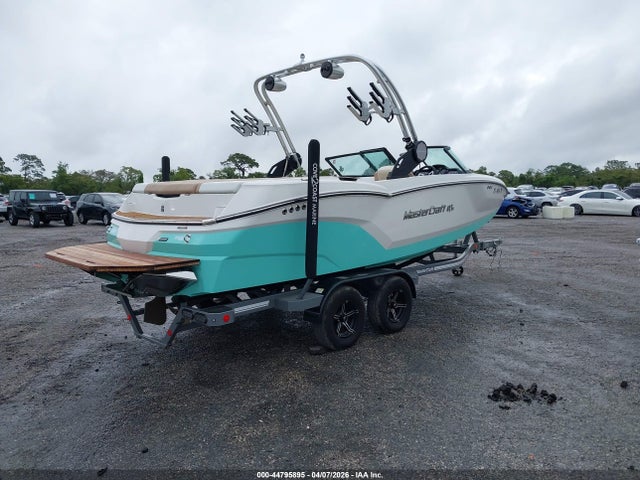 MBC6EAR6F223 Mastercraft Boat