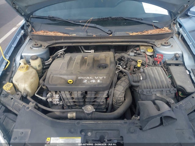 2013 Chrysler 200 Touring მანქანა იყიდება აუქციონზე, vin: 1C3CCBBB1DN656607, აუქციონის ნომერი: 44795908