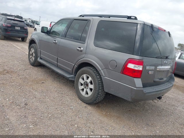 2010 FORD EXPEDITION 1FMJU1F51AEB70501 Photo 2