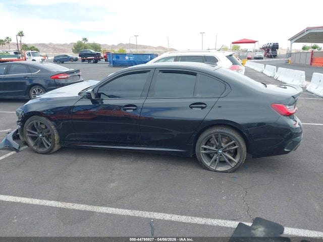 44795927 :رقم المزاد ، 3MW5P7J02M8B67395 vin ، 2021 Bmw 330e مزاد بيع