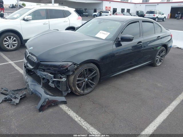 44795927 :رقم المزاد ، 3MW5P7J02M8B67395 vin ، 2021 Bmw 330e مزاد بيع