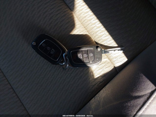 2017 HYUNDAI SANTA FE SPORT 5XYZTDLB5HG430597 Photo 10