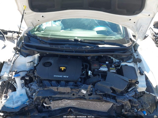 Продажа на аукционе авто 2017 Kia Forte S, vin: 3KPFL4A71HE074695, номер лота: 44795933
