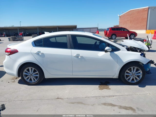 Продажа на аукционе авто 2017 Kia Forte S, vin: 3KPFL4A71HE074695, номер лота: 44795933