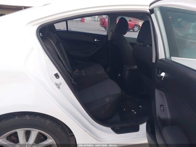 Продажа на аукционе авто 2017 Kia Forte S, vin: 3KPFL4A71HE074695, номер лота: 44795933