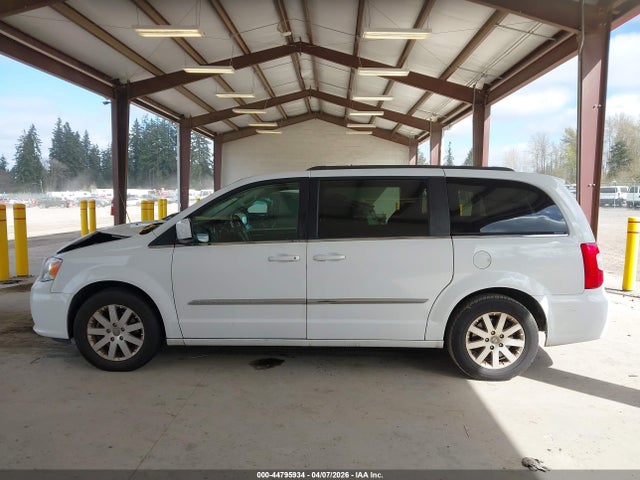 44795934 :رقم المزاد ، 2C4RC1BG5GR229739 vin ، 2016 Chrysler Town & Country Touring مزاد بيع