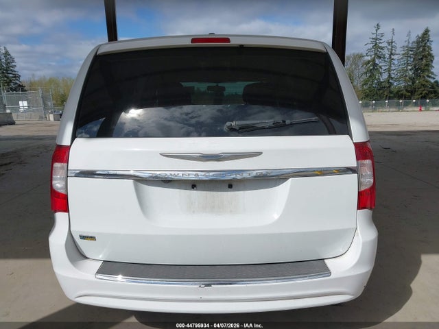 44795934 :رقم المزاد ، 2C4RC1BG5GR229739 vin ، 2016 Chrysler Town & Country Touring مزاد بيع