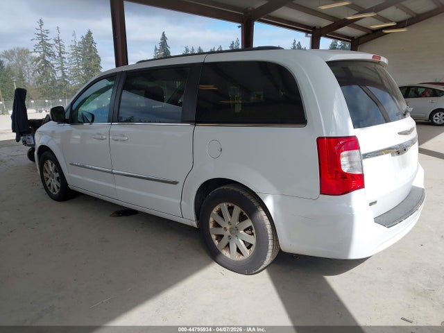 2016 CHRYSLER TOWN & COUNTRY 2C4RC1BG5GR229739 Photo 2