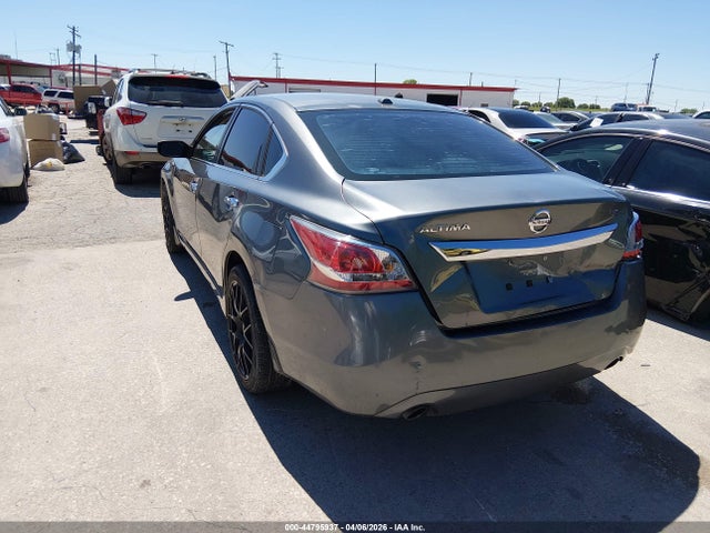 1N4AL3AP9FN317463 Nissan Altima 2.5 S