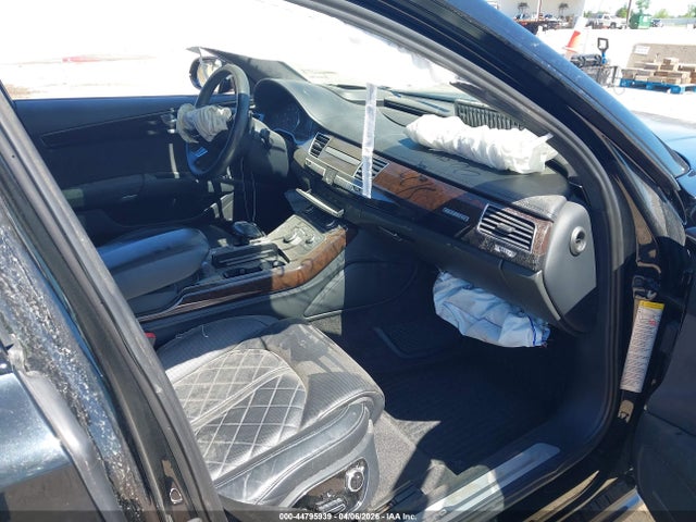 Продажа на аукционе авто 2017 Audi A8 L 4.0t Sport, vin: WAU43AFD9HN005587, номер лота: 44795939