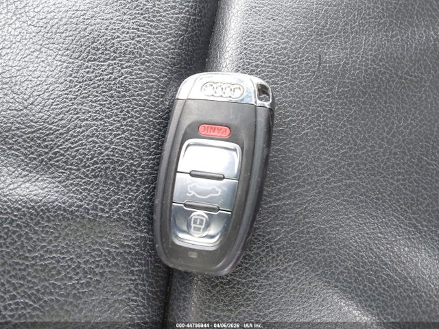 44795944 :رقم المزاد ، WA1MKAFPXAA066972 vin ، 2010 Audi Q5 3.2 Premium مزاد بيع