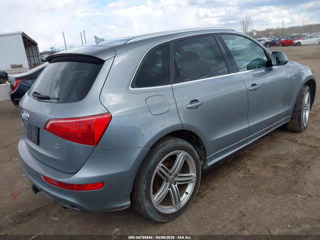 44795944 :رقم المزاد ، WA1MKAFPXAA066972 vin ، 2010 Audi Q5 3.2 Premium مزاد بيع