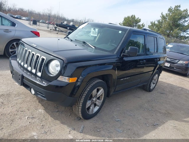 2016 Jeep Patriot Latitude მანქანა იყიდება აუქციონზე, vin: 1C4NJRFB4GD535271, აუქციონის ნომერი: 44795948